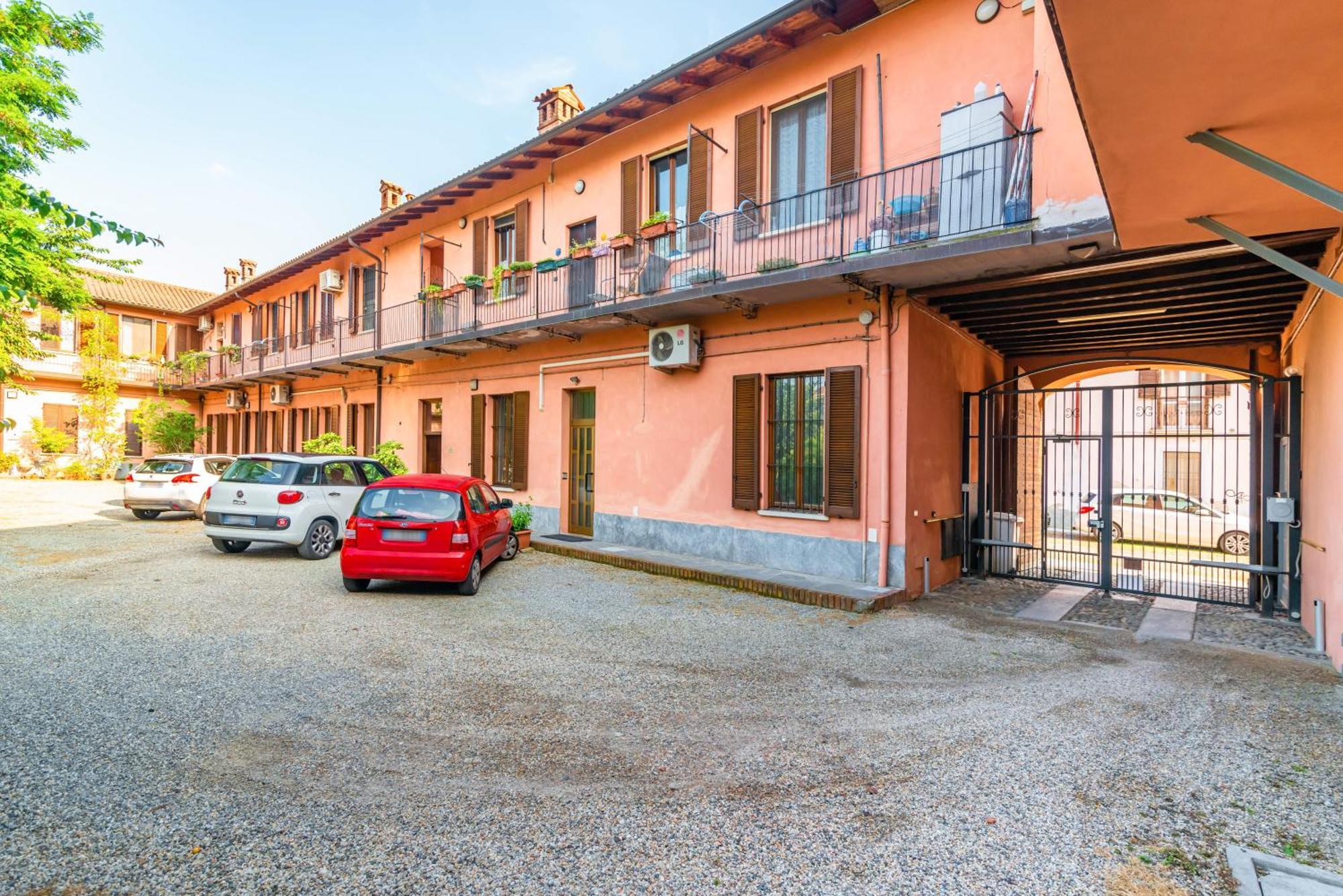 La Corte 48 - Pavia City - By Host4U Dış mekan fotoğraf