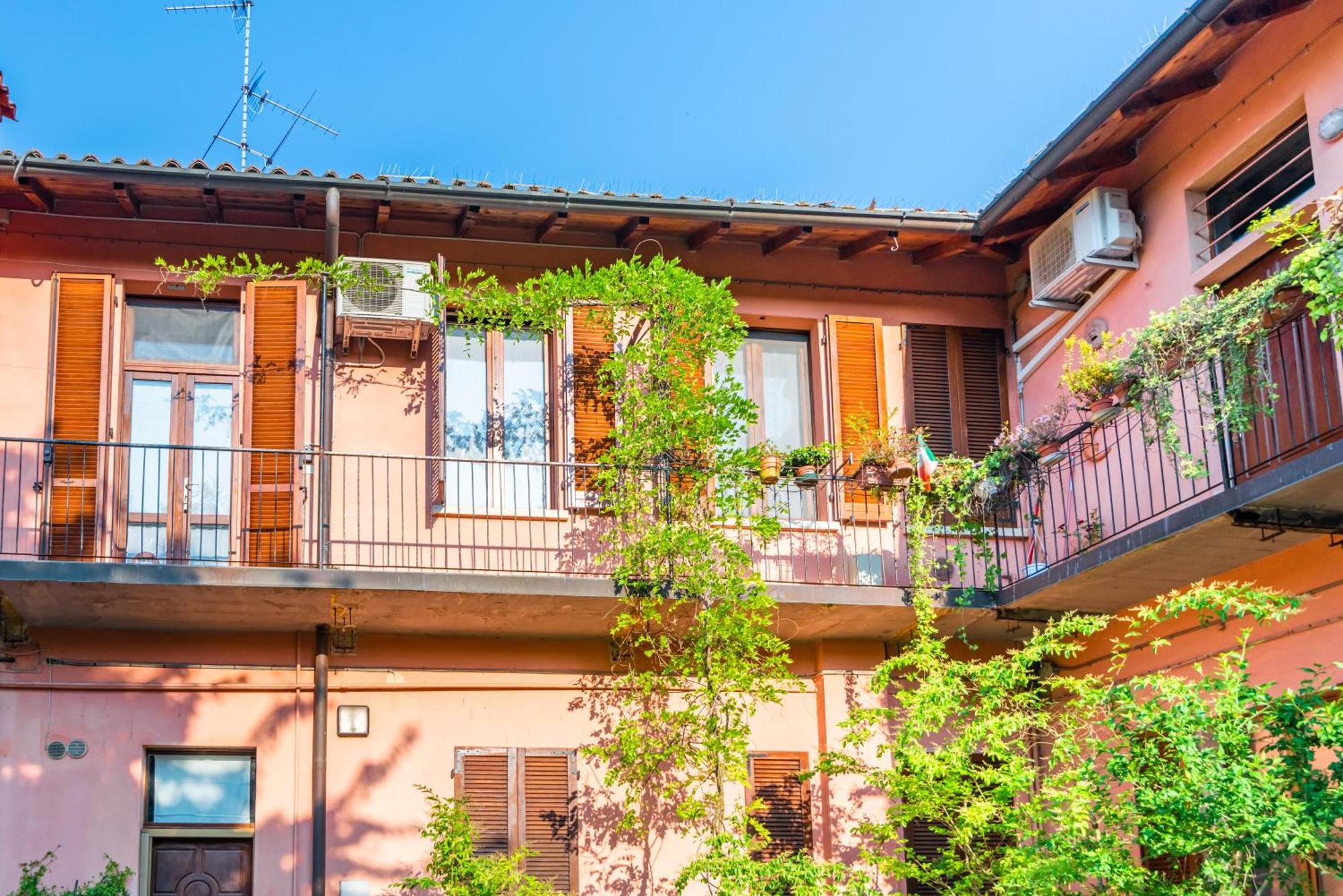 La Corte 48 - Pavia City - By Host4U Dış mekan fotoğraf