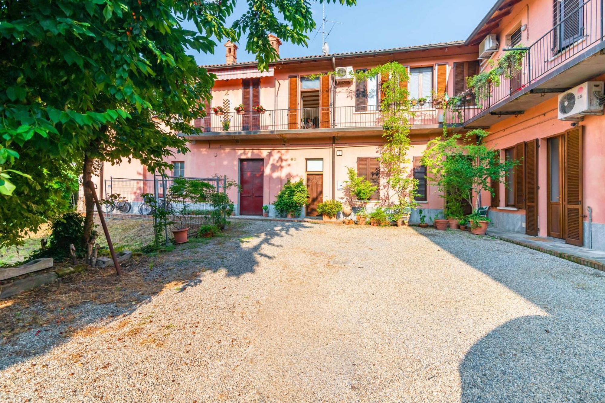 La Corte 48 - Pavia City - By Host4U Dış mekan fotoğraf